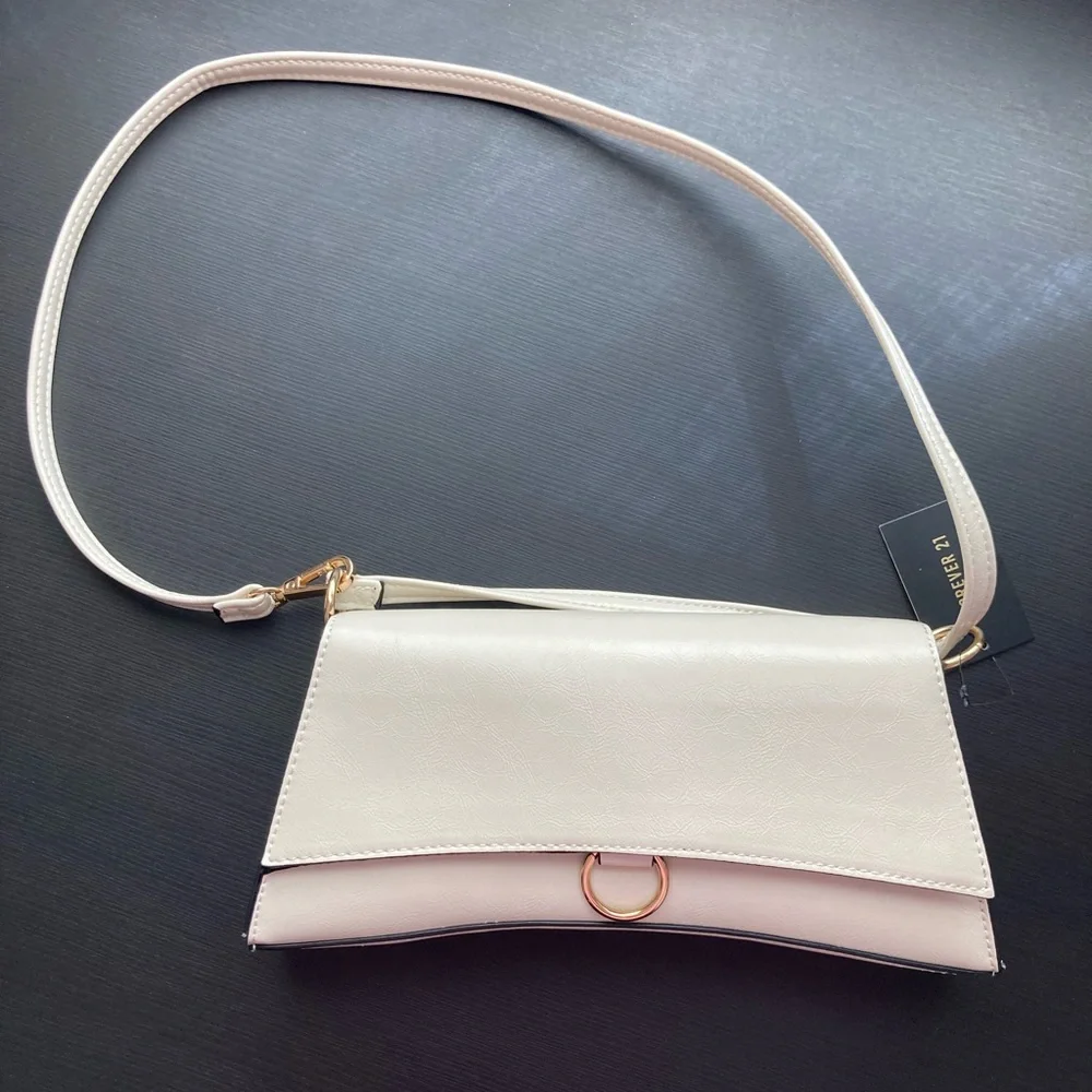 Hourglass Cream Color Purse, Forever 21, NEW - Picture 2 of 6